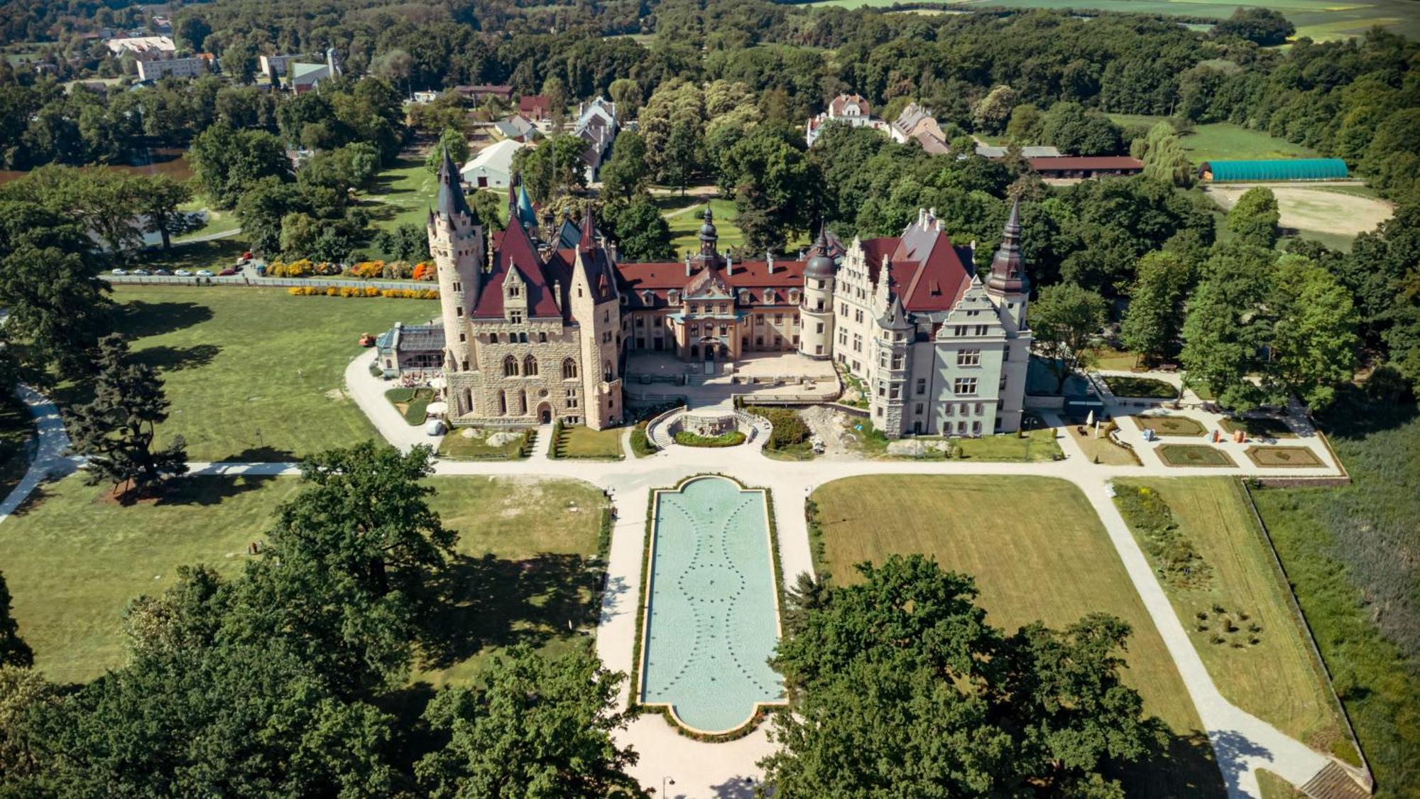 Moszna Zamek Hotel Buitenkant foto