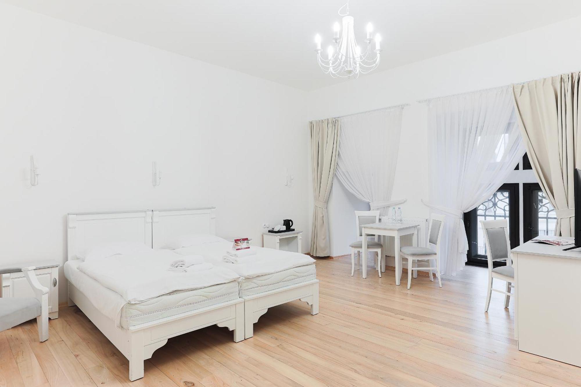 Moszna Zamek Hotel Buitenkant foto