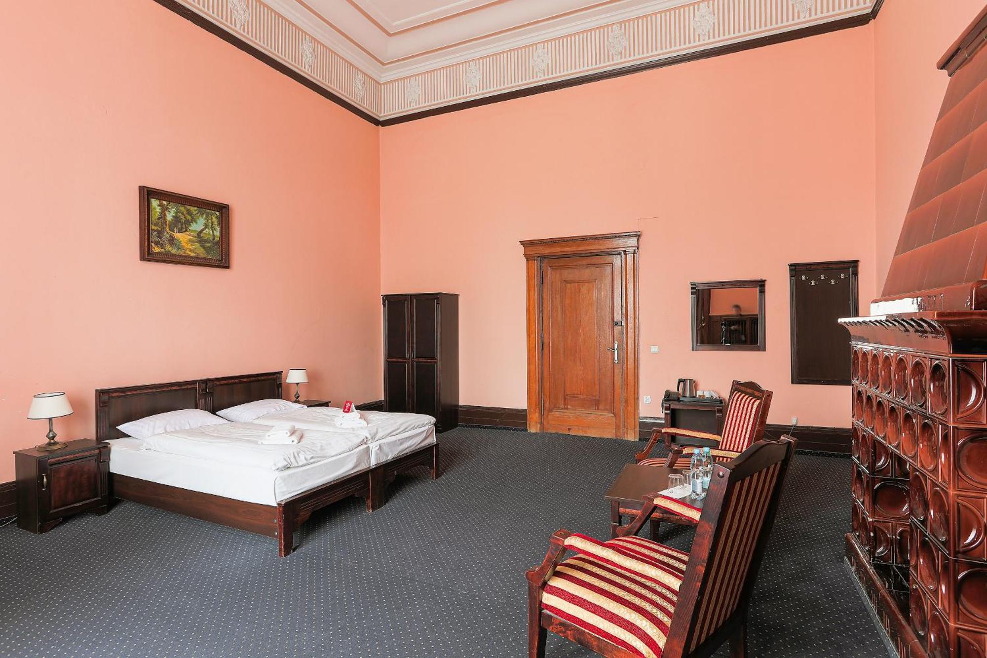 Moszna Zamek Hotel Buitenkant foto