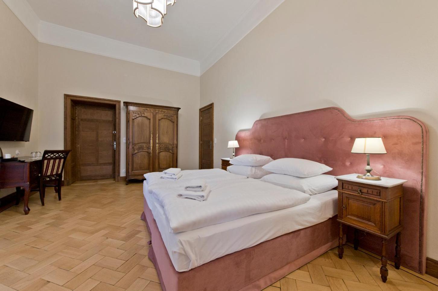 Moszna Zamek Hotel Buitenkant foto