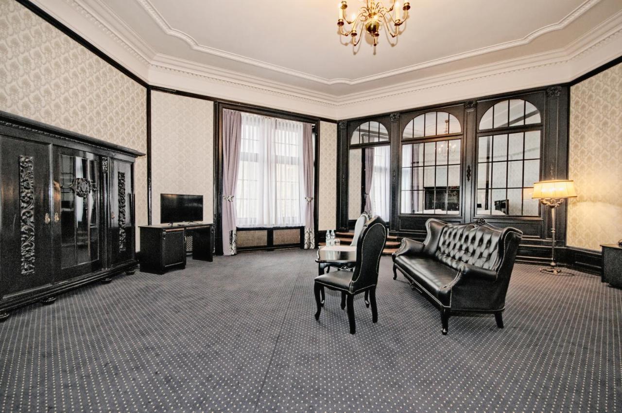 Moszna Zamek Hotel Buitenkant foto